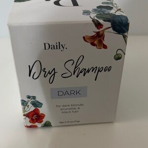Daily Dry Shampoo for Dark Hair